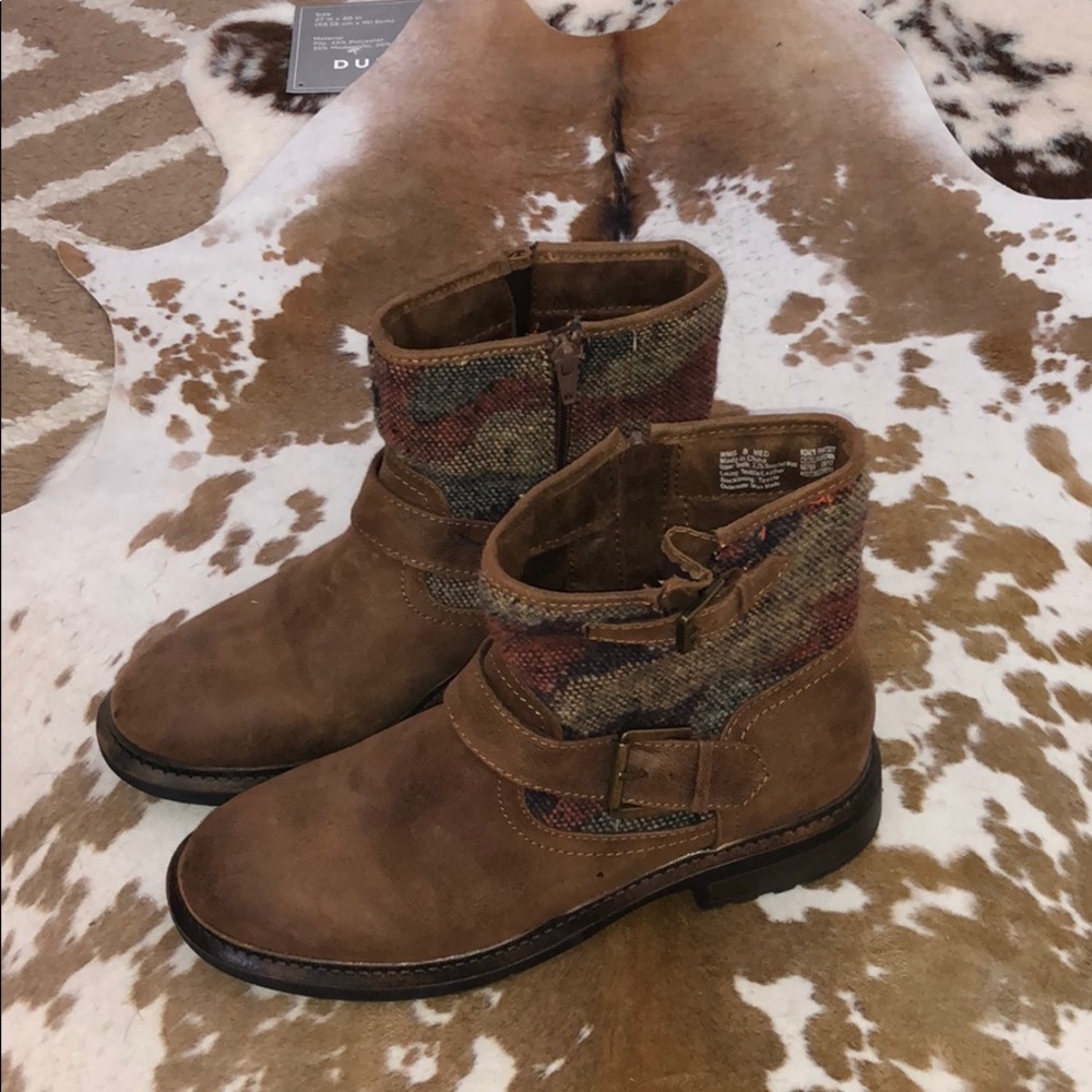 Sonoma brown boots
